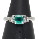Pt900 プラチナ エメラルド0.60ct ダイヤ0.10ct リング 指輪 レディース 12号 【中古】